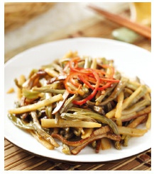 荠菜干丝的做法