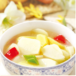 青红煮土豆的做法