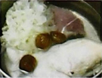银耳蜜枣乳鸽汤的做法