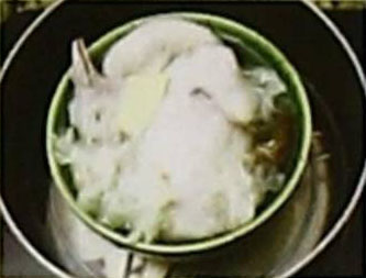 银耳炖乳鸽的做法
