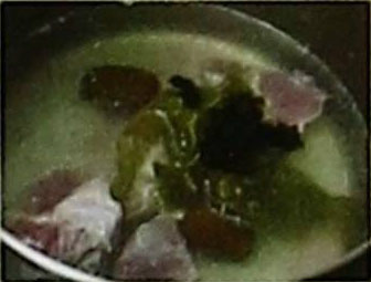 海带海藻瘦肉汤的做法