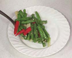 冬笋炒豇豆的做法