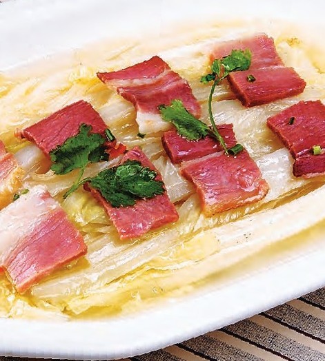 腩肉蒸白菜的做法