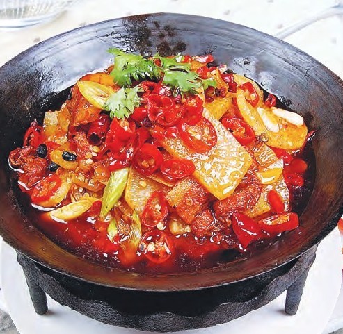 干锅萝卜五花肉的做法