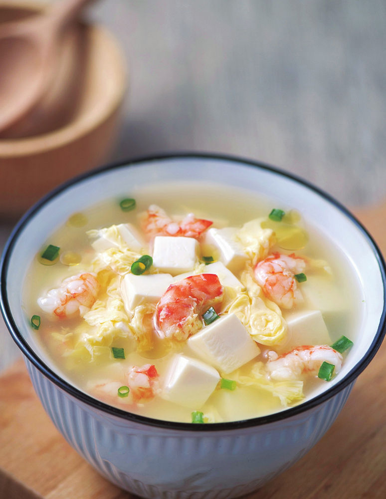 汤汤水水好养人：虾仁豆腐蛋花汤