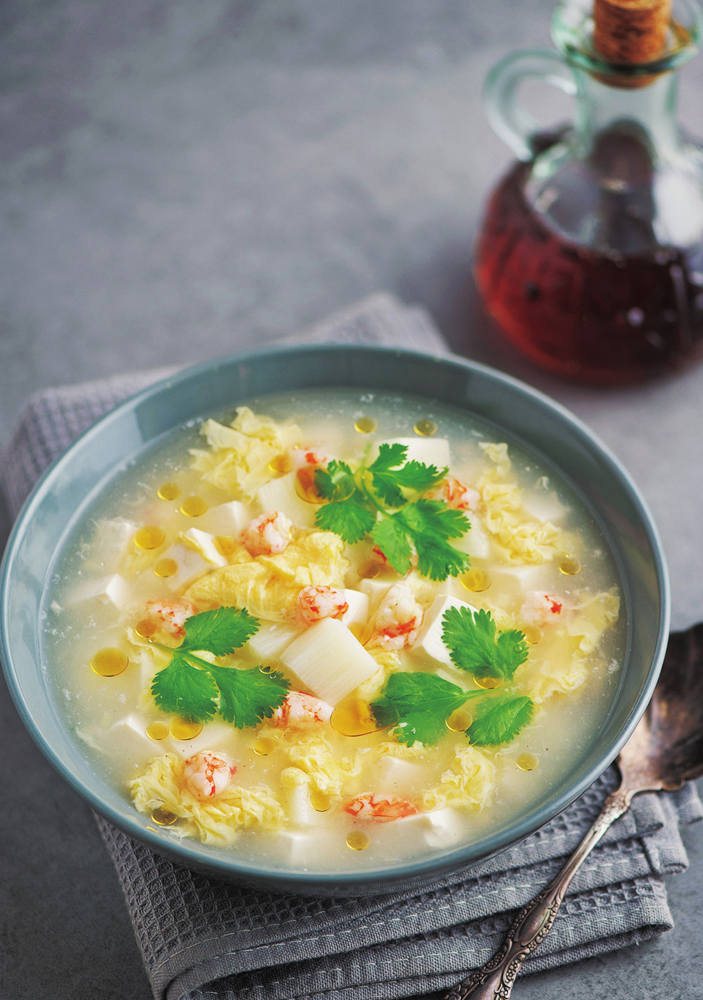 汤汤水水好养人：山药虾仁豆腐羹