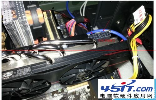 独立显卡怎么安装？8孔供电独立显卡安装方法