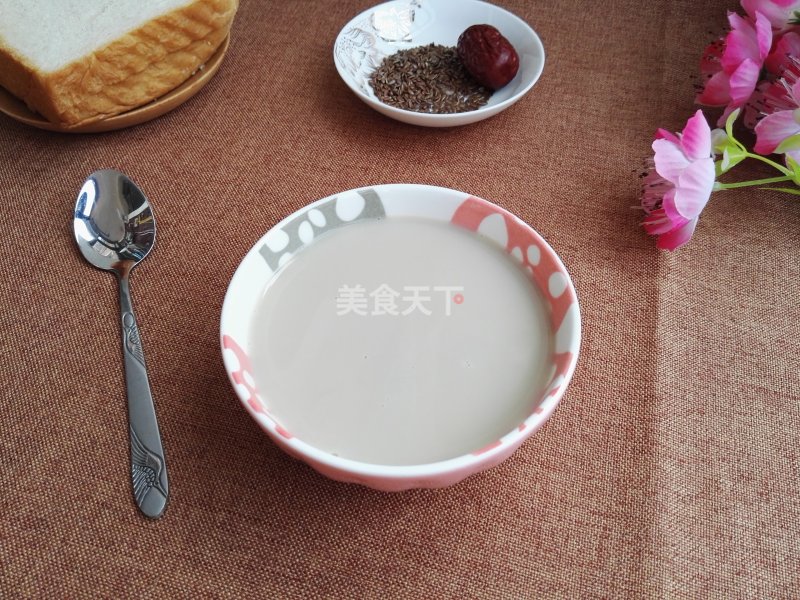 亚麻籽红枣豆浆