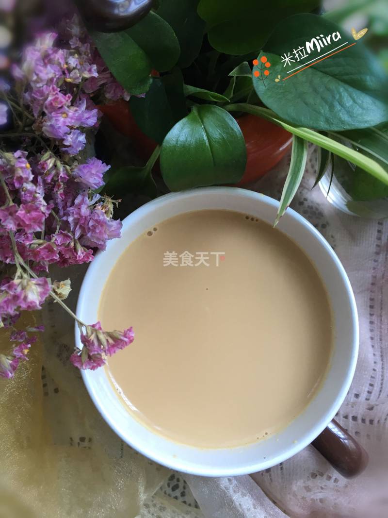玫瑰蜂蜜奶茶
