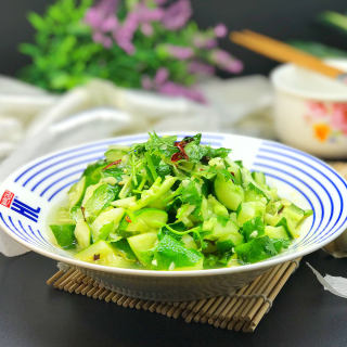 春天肝火旺，吃什么降火？