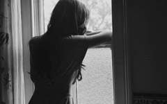错把悲悯当深爱!绝症男强暴恩人前女友,江苏一起“暴力逼奸致残