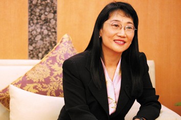 站在巨人旁边的勇气